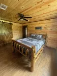 Log Cabin with Million Dollar ViewThe Time Out” Secluded property - Wifi