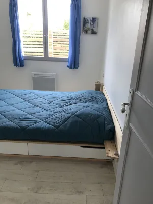Cosy semi-detached house, terrace 800m from the swimming pool - Wi-Fi