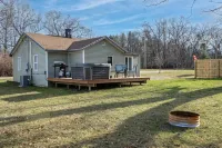 The Cove Near Gun Lake W/ Hot Tub and Fire Pit - Wifi