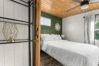 Bayside Retreat - 4-Star