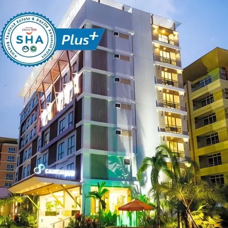 Crystal Jade Hotel