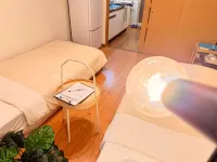 Toyoko no Yoko 301 - 2-Star
