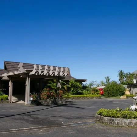 Tanoa Skylodge Hotel
