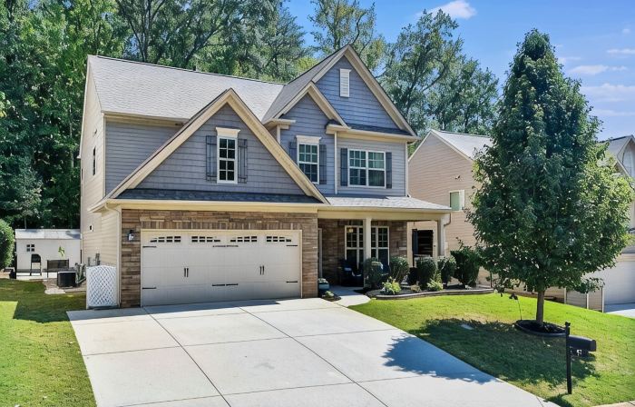 Relaxing Greer 6BR/11bed home near dtown & GSP
