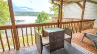Lakeview Landing, pet friendly lake front home on Boone Lake - Balkon