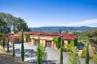 Farm Stay Villa on 55 Acres // Pool, Hot Tub & Complimentary Wine Tasting - 5 estrellas