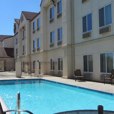 Quality Inn Laredo - Nuevo Laredo