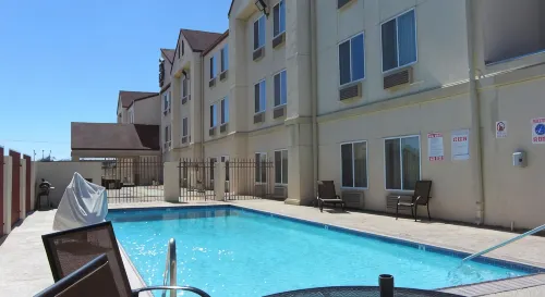 Quality Inn Laredo - Nuevo Laredo - parking