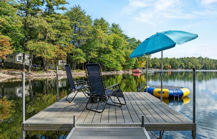 3-Story Lake Front Views! Dock, Hotspring Spa, Outdoor Dining, Watch Our Video!