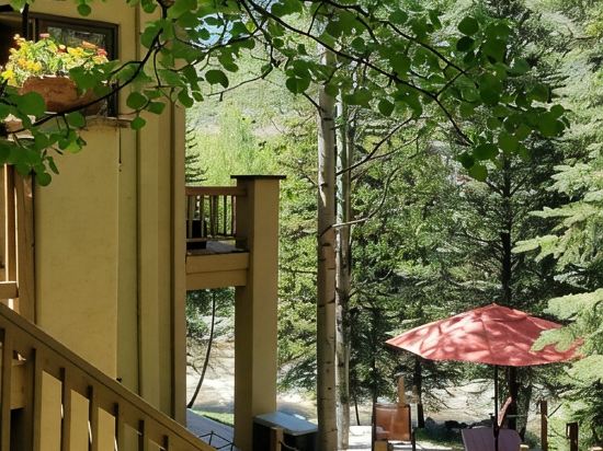 Vail Cascade/on River/7Bedrms/ Sleeps up to 16, Multi Families Walk to Chair 20