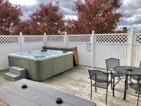 Hot Tub, Campfire Ring, Convenient Location, Large Groups!! - 2-Star