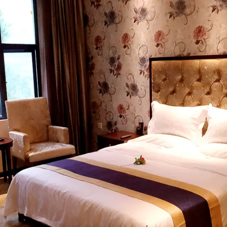 Lianhu Hotel