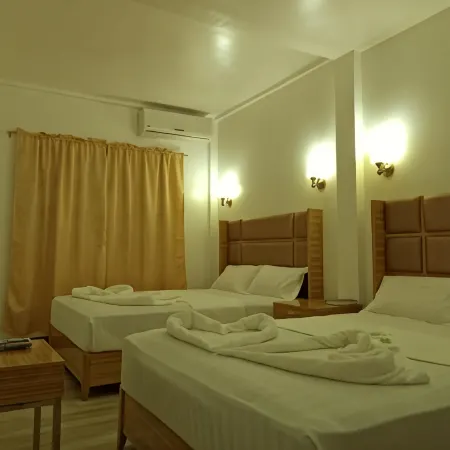 Meaco Hotel - Anilao