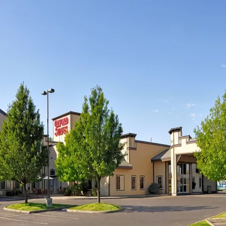 Oxford Suites Pendleton