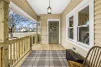 Cozy Cottage newly renovated near DWNTN & MTSU - Boutique