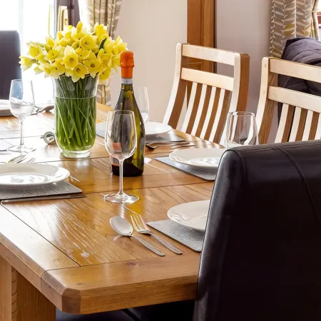 Spacious Modern Family & Dog-Friendly Bungalow Near Widemouth Bay & Bude
