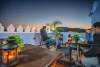 Villa Rita Guest House - Airport Shuttle