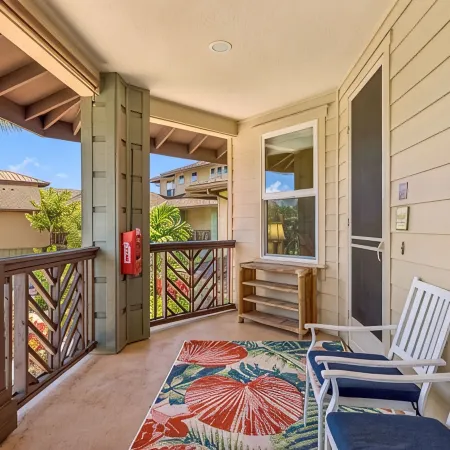 Luxury condo with central A/C and golf and ocean views