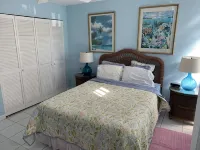 Gentle Winds  2/BR 2/BA  Closest building to the Sea! Sunset Views! Ground Floor - 3-Star