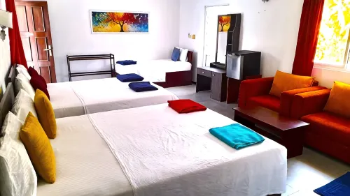 Sea Breeze Hotel - Beach