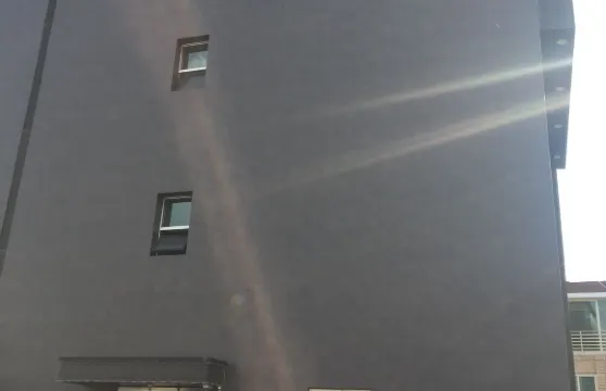 楊平郡九月汽車旅館