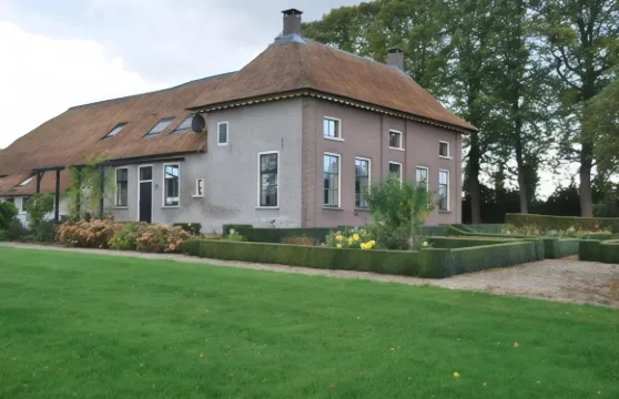 斯奈林斯坦住宿加早餐旅館