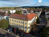 Hotel Unter den Linden Hotel di Mautern