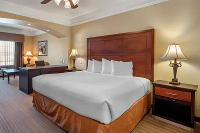 Best Western Plus Monica Royale Inn  Suites Hotels near ALDI
