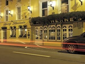 Aherne's Townhouse Hotel and Seafood Restaurant