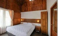 The Gade Village Balkondes Ngargogondo Hotels in Samigaluh