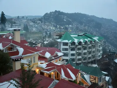 รีสอร์ท Crescent โรงแรมใน