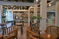 Plum Hotel Lading Banda Aceh Hotels in Kecamatan Baiturrahman