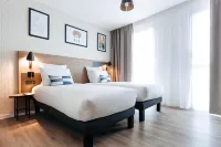 APPART'CITY COLLECTION SAINT GERMAIN EN LAYE - Condos