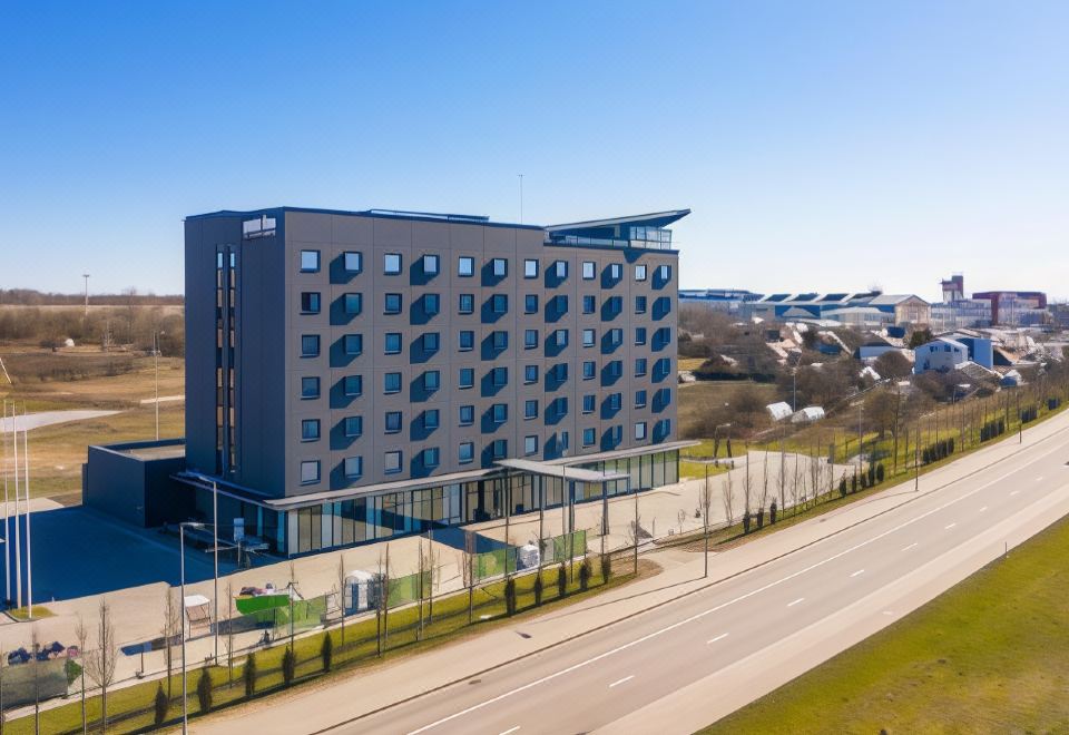 Park Inn Vilnius Airport Business Center Hotel www.trip.com