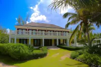 Alfred House 5 Bedroom Home