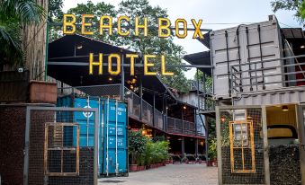 Beach Box Hotel Baga