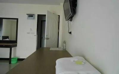 Poomsiri Place Hotel di Sawai Chik