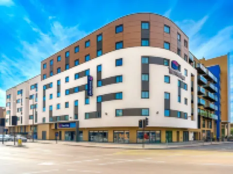 Travelodge London Greenwich High Road Hotels near Cutty Sark