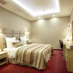 Amici Grand Hotel Отели рядом с достопримечательностью «Кубанский государственный университет»