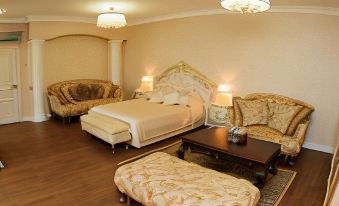 Amur Hotel