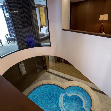 Aghababyan's Hotel