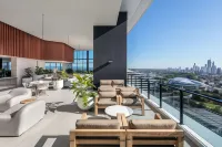 Broadbeach Casino Private Apartments - Gclr Hotels in Broadbeach Waters