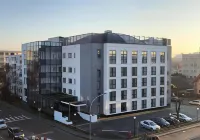 Hotel Avenue - Avenue Hotels Các khách sạn gần Galleria Mall