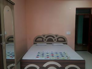 Shri Kelkar Residency