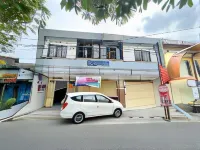 Homestay & Cafe Blessings Near Station Center Town RedPartner