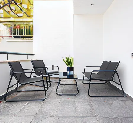 THE URBANIST •inner city residences•