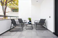THE URBANIST •inner city residences• - Wifi