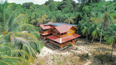 Casa Cayuco Eco-Adventure Lodge