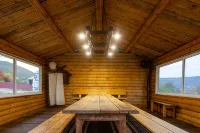 Shirokij Dol Guest House Hotel di 