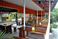 HAU Eco Lodges Citumang Pangandaran Hotel di Parigi